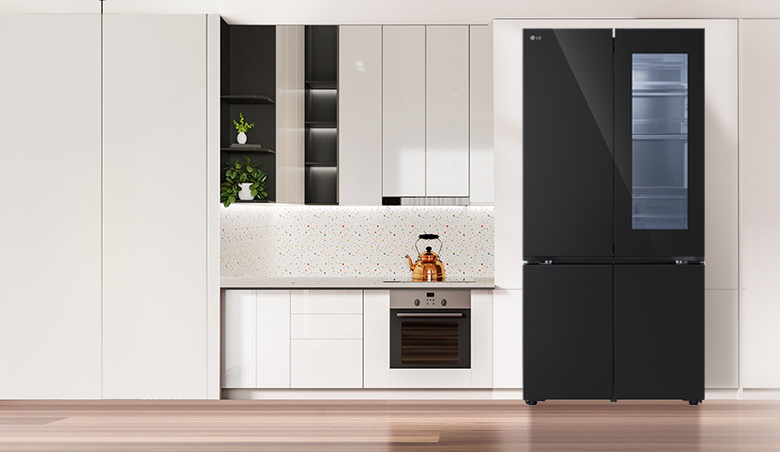 Tủ lạnh French door InstaView LG LFB61BLGAI